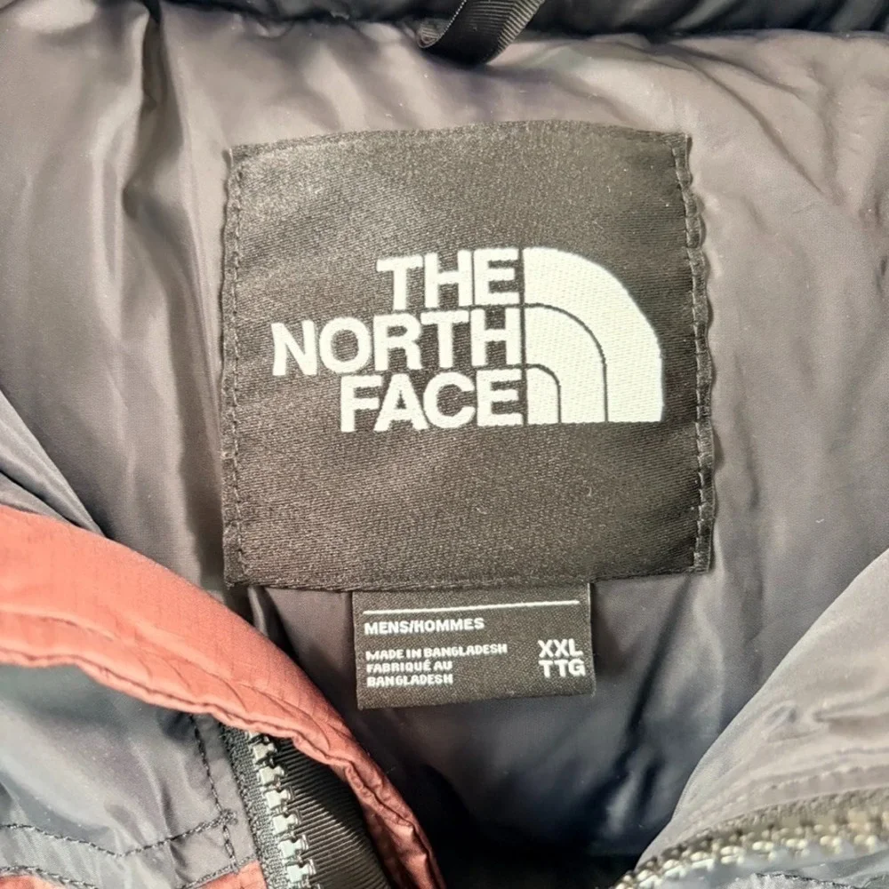 The North Face 1996 Retro Nuptse Jacket in Plum Black Men 2XL 700 Down Fill $380